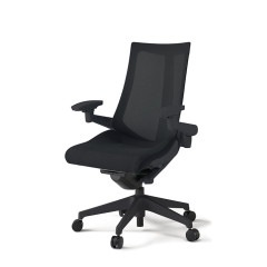 【国内受注生産納期6～7週】[ITOKI]イトーキ /ACT（アクト）／背面：メッシュ／ハイバック／樹脂脚／アジャスタブル肘／ランバーサポート無し／ハンガー無し