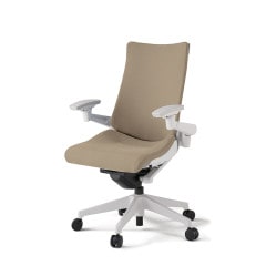【国内受注生産納期6～7週】[ITOKI]イトーキ /ACT（アクト）／背面：クロス／ハイバック／樹脂脚／アジャスタブル肘／ランバーサポート無し／ハンガー無し