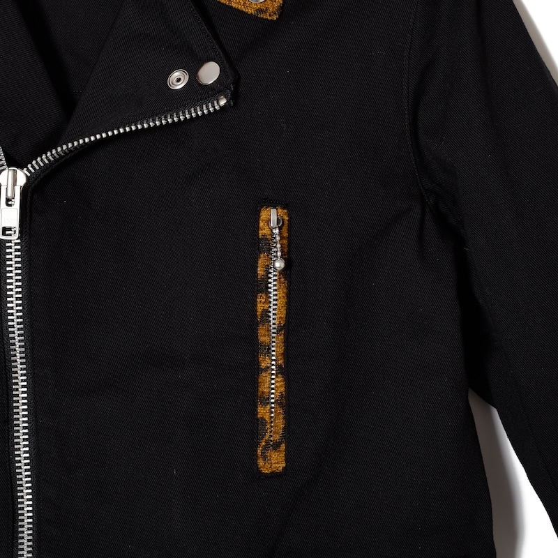 ���ȥ�å����åȥ�饤���������㥱�å� TYPE-B