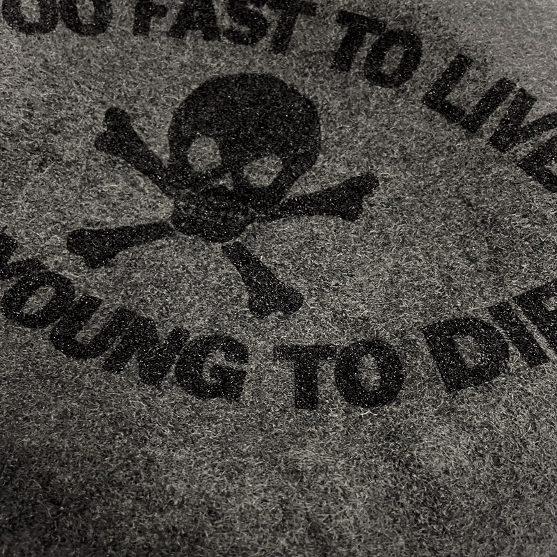 �٥졼˹ TOO FAST TO LIVE(���ǥ�����ʥ꡼��)