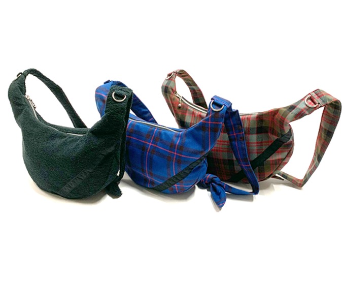 バナナショルダーバッグ “ mini “｜『666』パンクロック