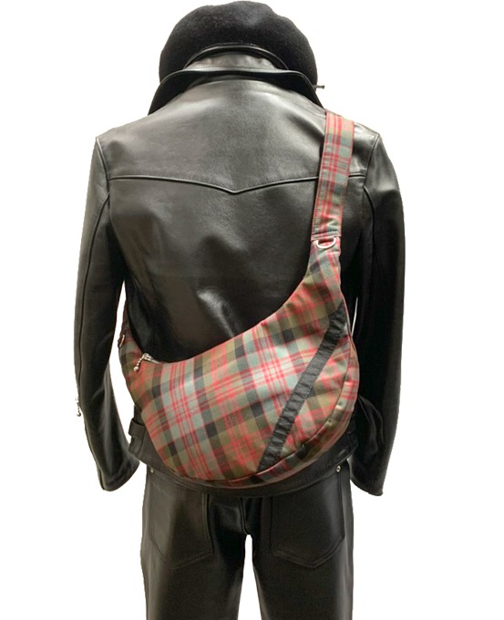 GlyPhS オリジナルanarchyレッドタータンチェック バナナ ショルダー GlyPhS オリジナルanarchyレッドタータンチェック バナナ