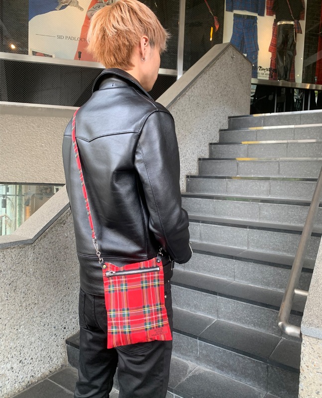 バムフラップポーチ 000000009097_xc93DIw.jpg