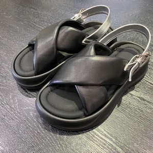 MICALLE MICALLE 厚底サンダル　23.5センチ MICALLE MICALLE 厚底サンダル 23.5センチ - メルカリ