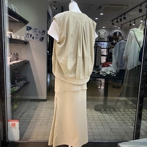 LUGIVA(륮)΢ӥɥեʡȡ102449ʳ¨ȯ