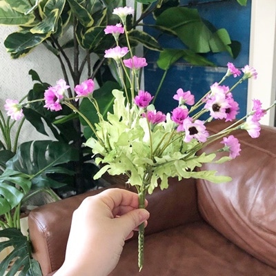 道端に咲く小花（パープル）