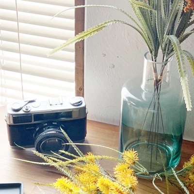 ブルーグラデのガラス瓶（高さ19.5㎝）