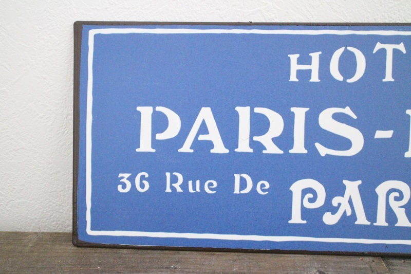 レトロなアイアンサインプレートG