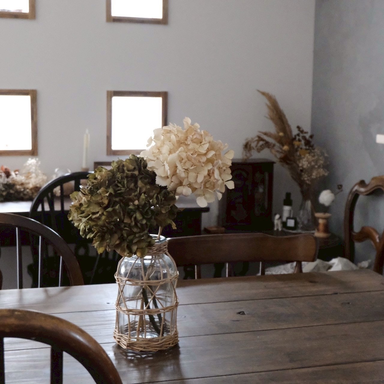 シックな大人っぽ紫陽花