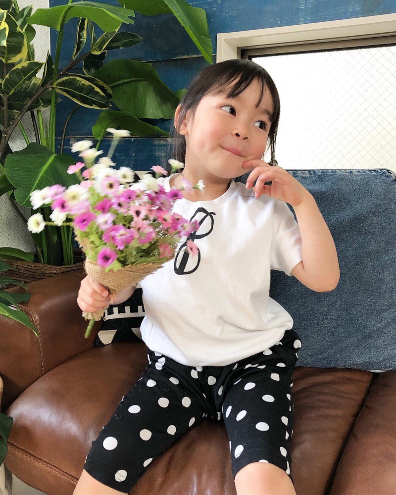 道端に咲く小花（パープル）