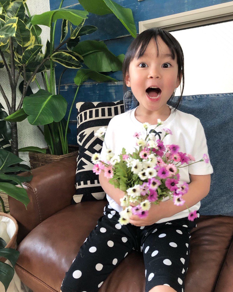 道端に咲く小花（パープル）