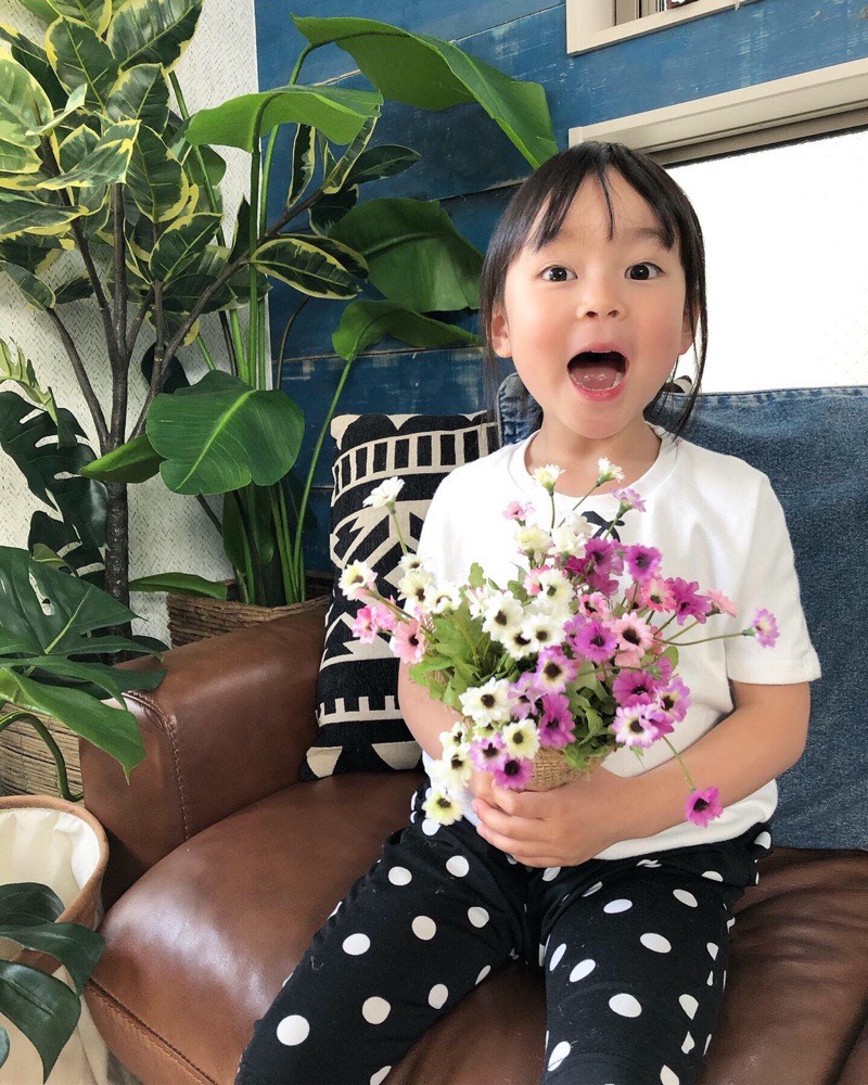 道端に咲く小花ブーケ（ピンク）