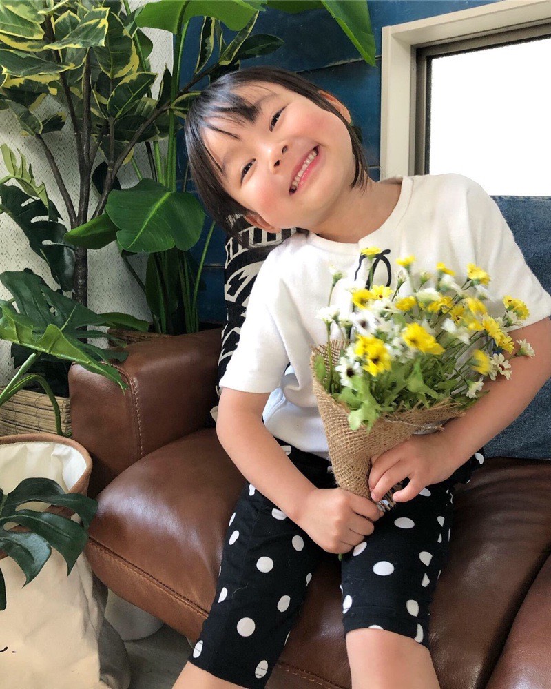 道端に咲く小花ブーケ（イエロー）