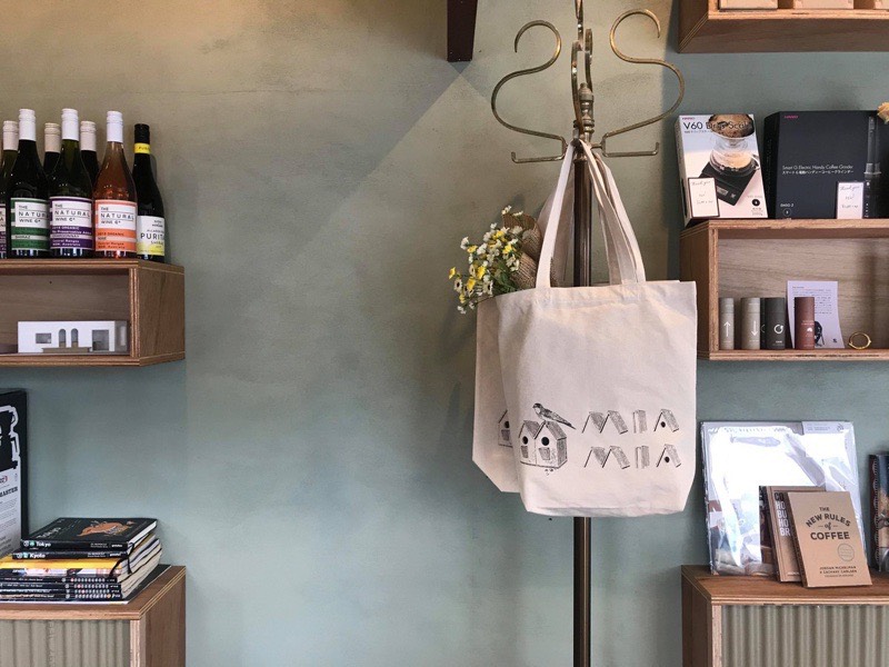 道端に咲く小花ブーケ（イエロー）