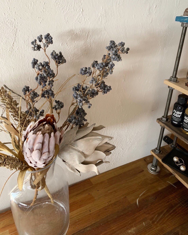 くびれガラス瓶（高さ26cm）