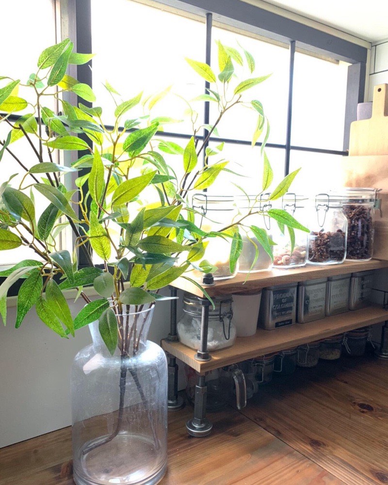 くびれガラス瓶（高さ26cm）