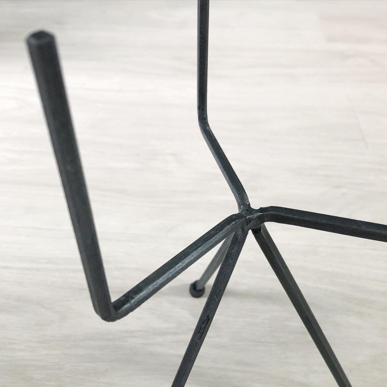 鉢スタンド(幅17.5cm/高さ25cm)