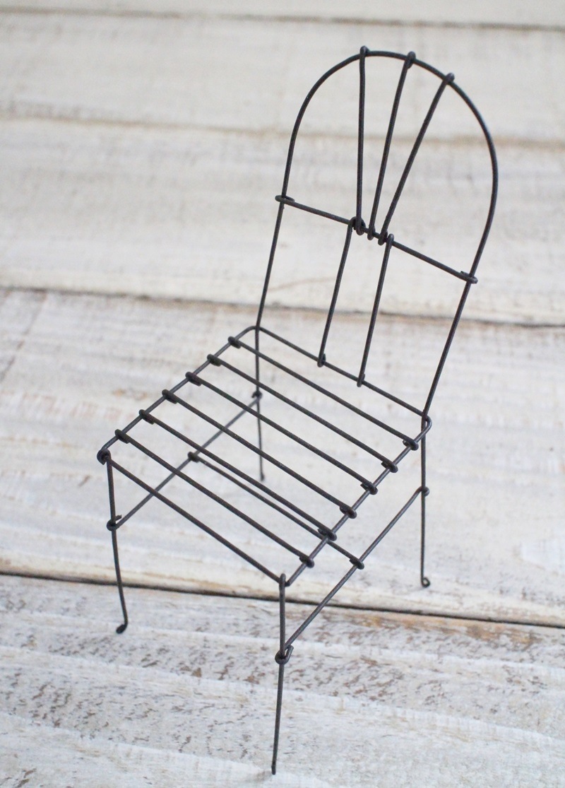 ワイヤーオブジェ(いすB)