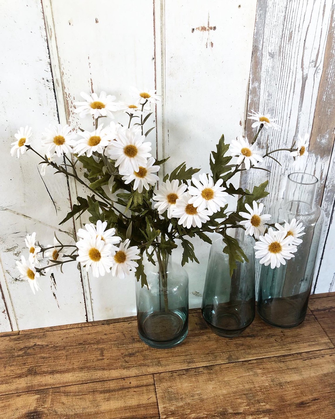 ブルーグラデのガラス瓶（高さ25㎝）