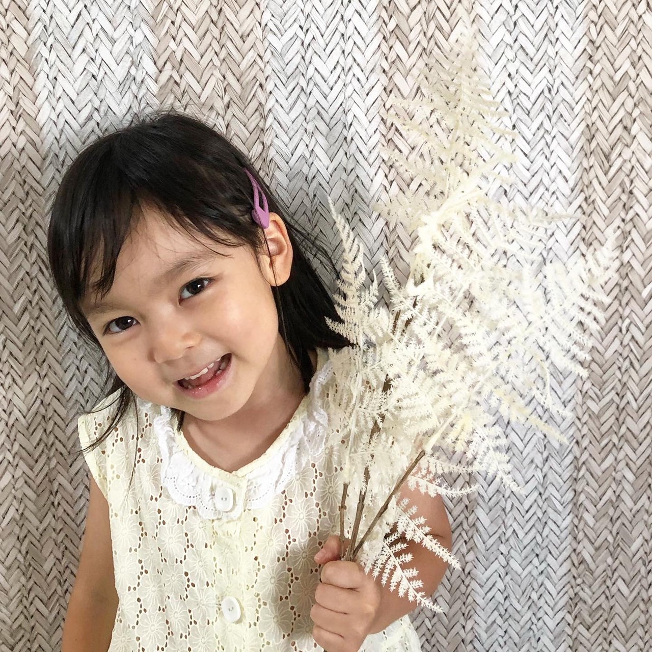 アスパラガスの白い葉っぱ