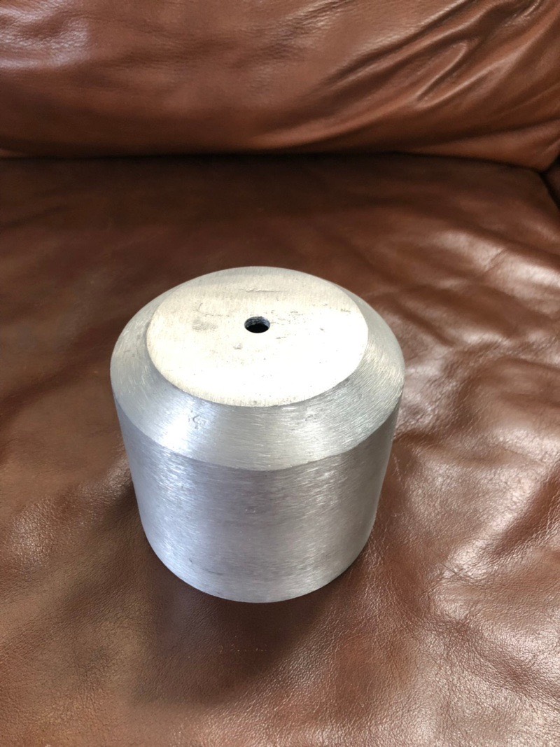 ラウンド型の鉢 (シルバー)