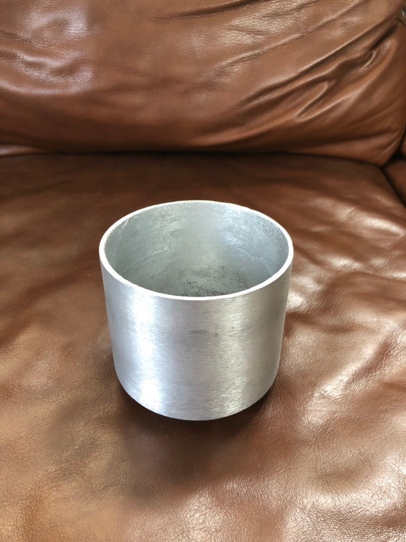 ラウンド型の鉢 (シルバー)