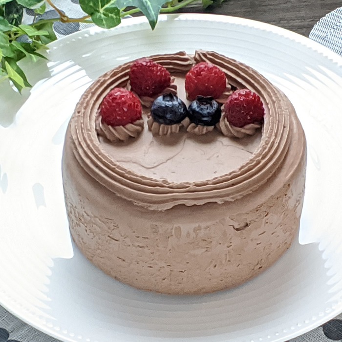 アニバーサリーケーキチョコ4号 ロウソクつき