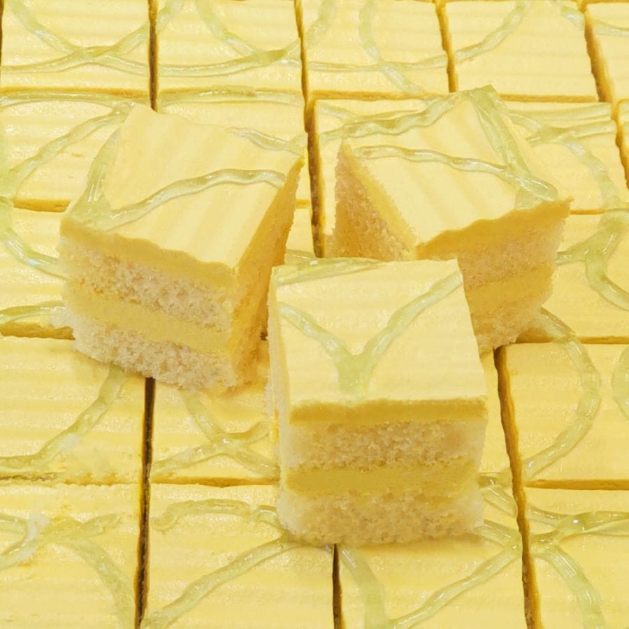 シート70 赤肉メロンのケーキ