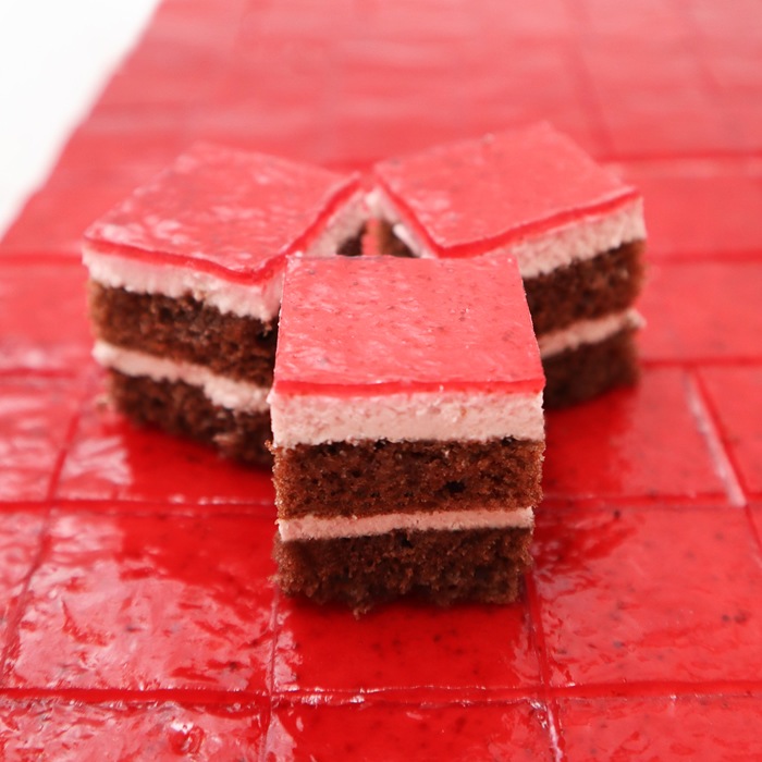 シート70　ラズベリーショコラ