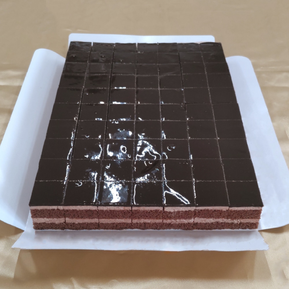 シートケーキ70 グラサージュ　10枚／1ケース　業務用シートケーキ