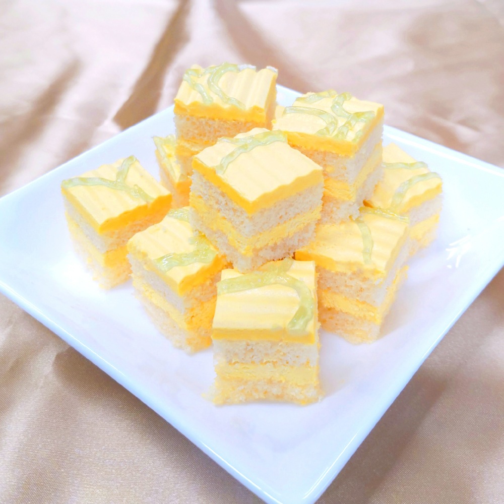 シート70 赤肉メロンのケーキ