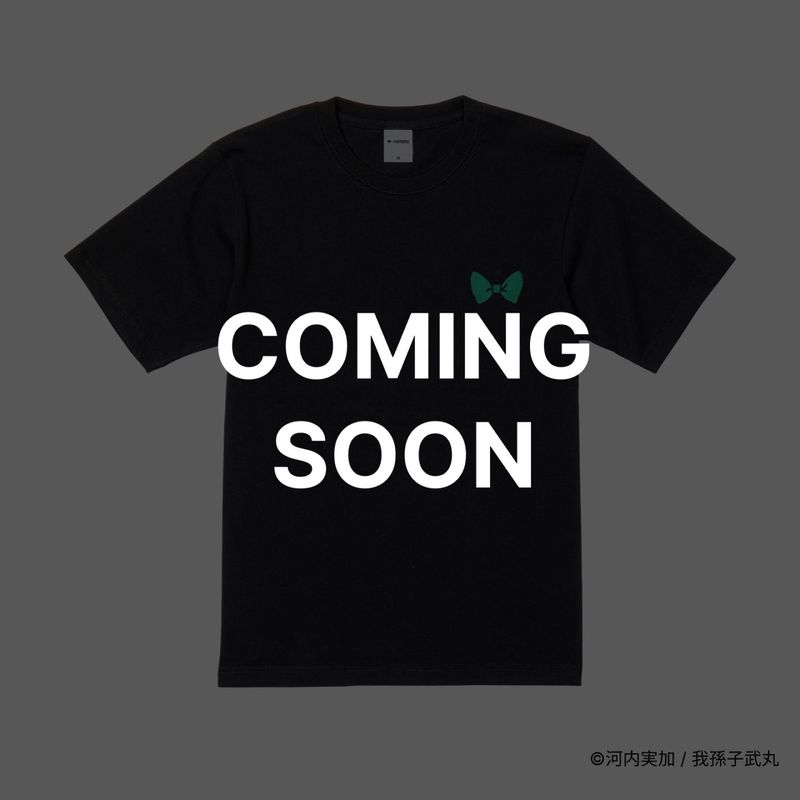 人形はこたつで推理する/刺繍ロゴTシャツ(蝶ネクタイ)/ブラック