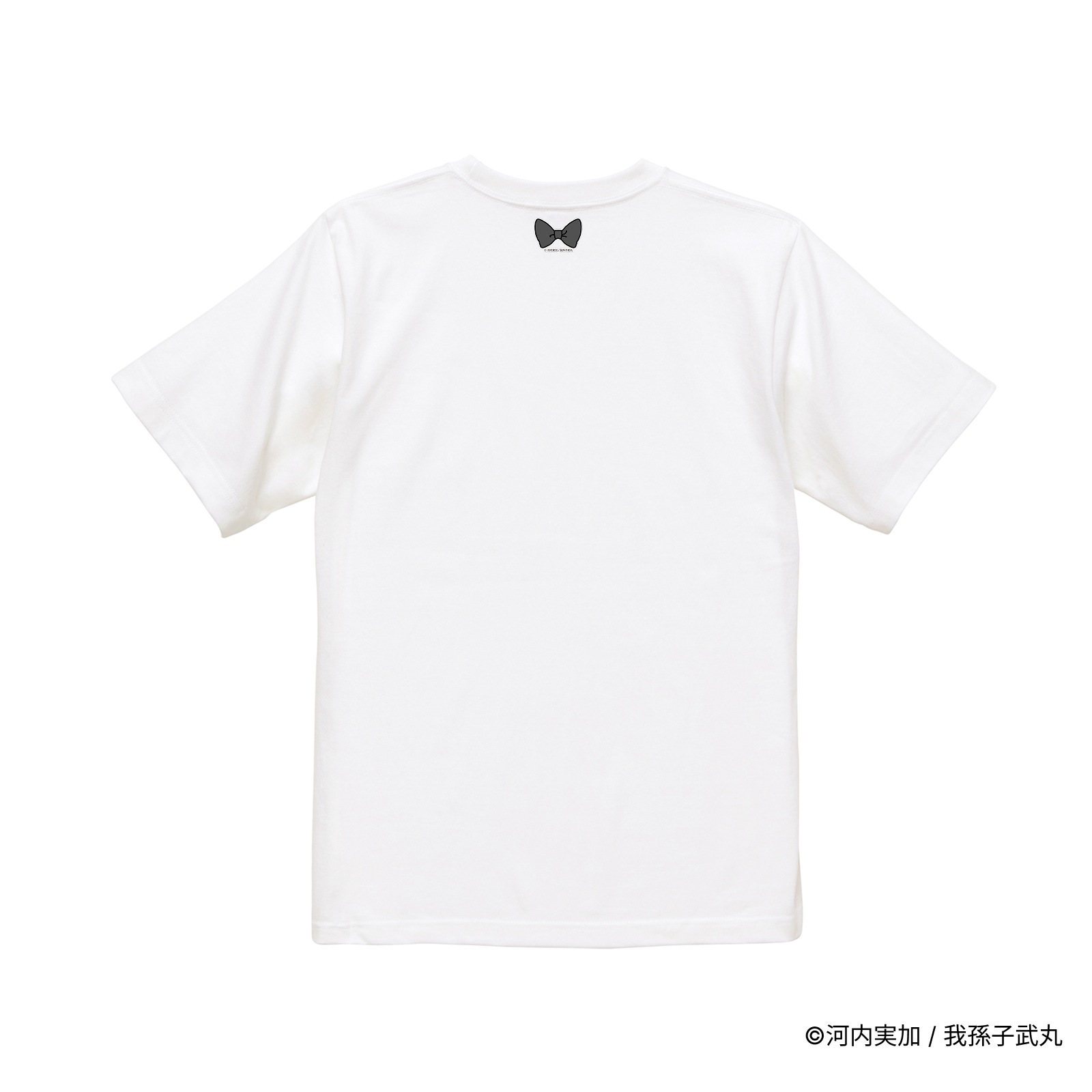 人形はこたつで推理する/プリントシーンTシャツ(カラーイラスト)/ホワイト