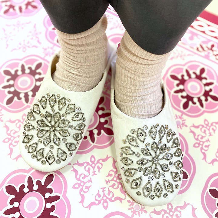 スパンコール バブーシュ ホワイト