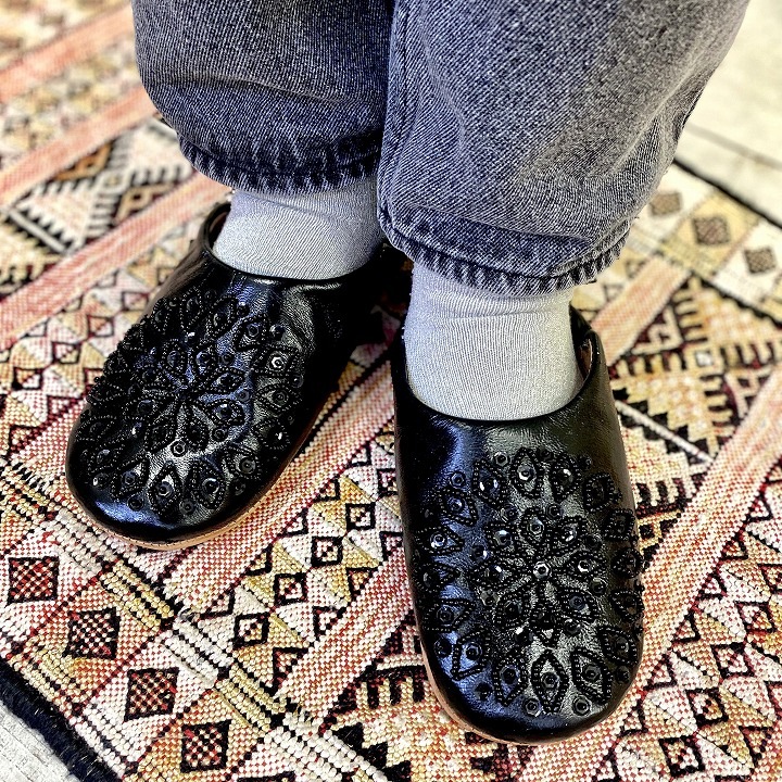 スパンコール バブーシュ ブラック