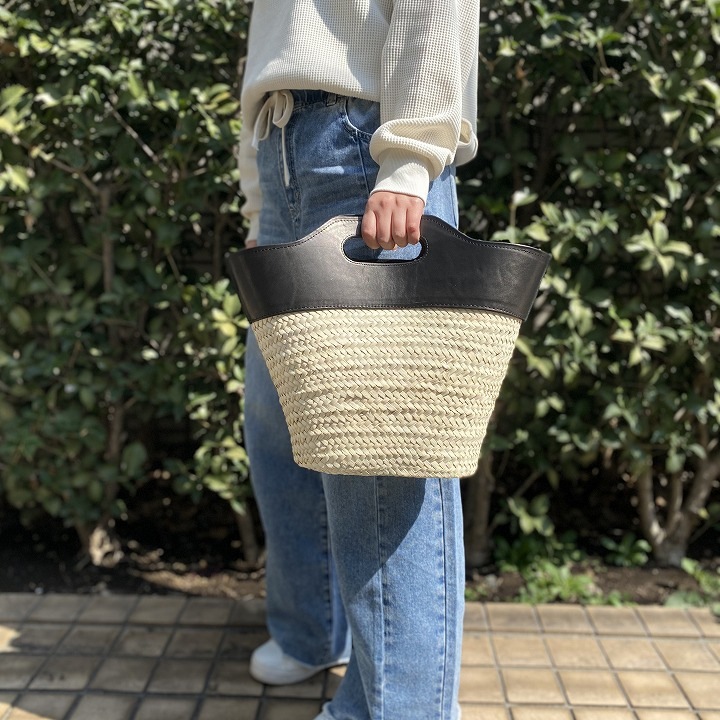 ホールハンドルレザーバスケット ブラック