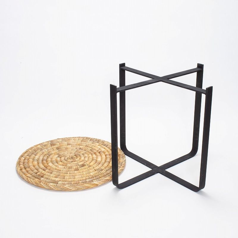 アイアンラウンドテーブルL　ブラック