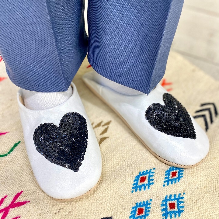 ハートスパンコール バブーシュ ホワイトブラック