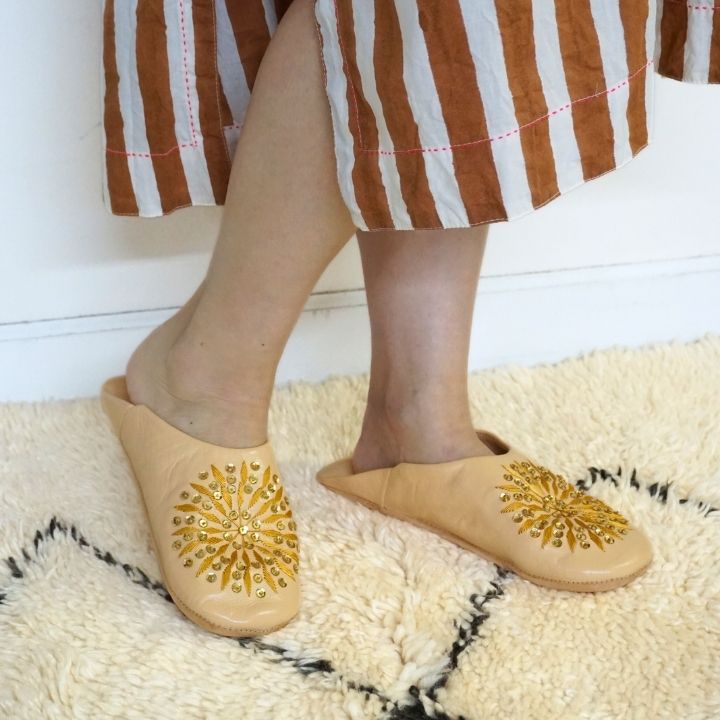 サブラスパンコール バブーシュ ベージュ