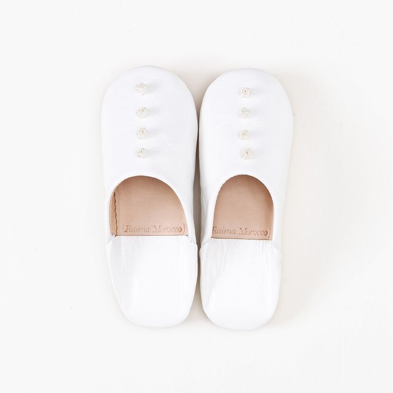 キッズボタン バブーシュ　ホワイト