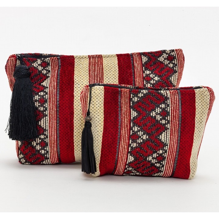 ベルベルキリム柄ポーチ　レッド