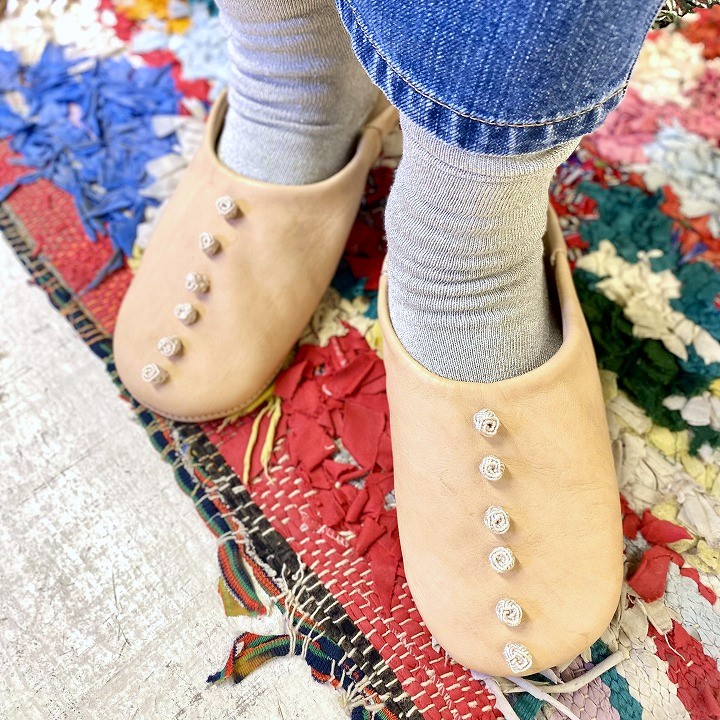 ボタン バブーシュ ナチュラル