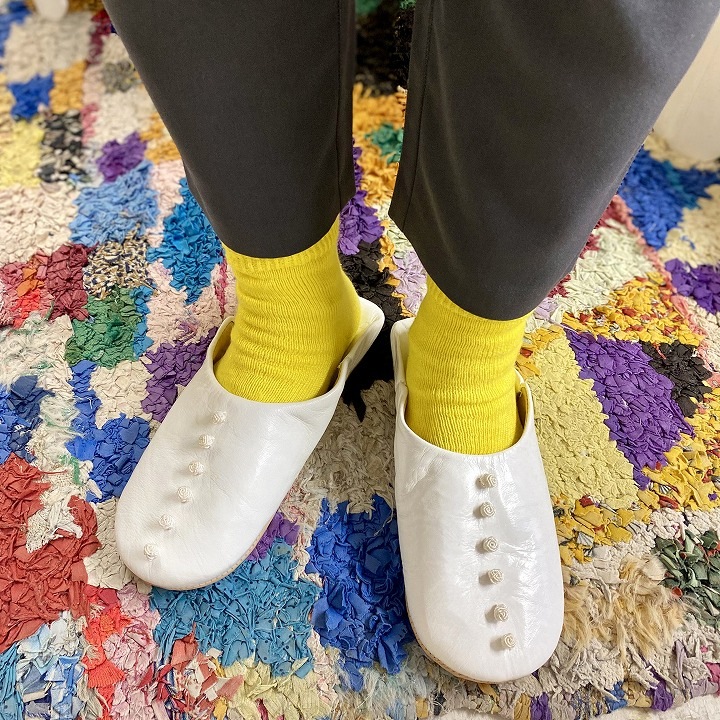 ボタン バブーシュ　ホワイト