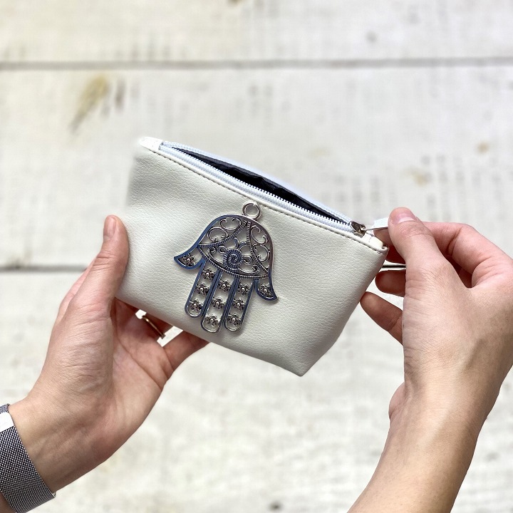 ファティマハンドチャームポーチミニ ホワイト