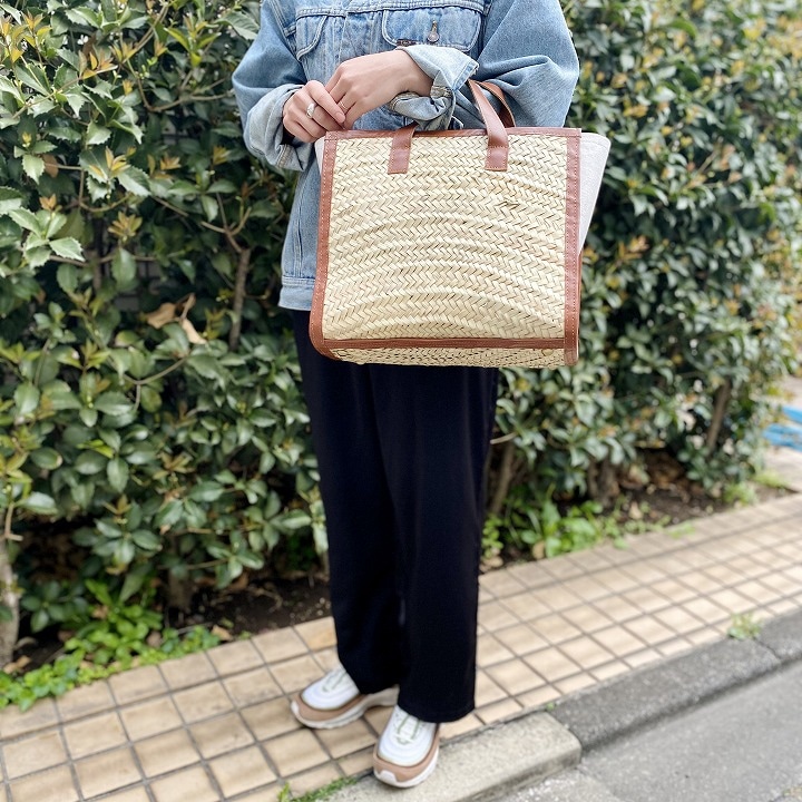 レザーハンドルスクエアL　キャメル