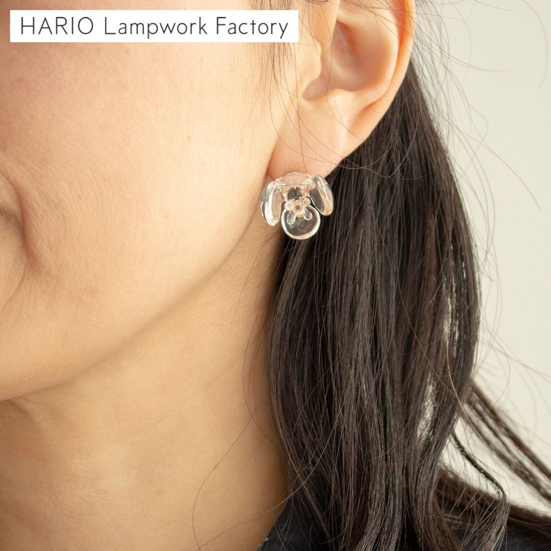 ハリオ ピアス ツバキ Plants 花 ガラス製 HARIO Lampwork Factory ハリオ ピアス ツバキ Plants 花 ガラス製 HARIO Lampwork Factory