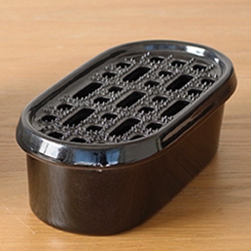 かもしか道具店 だいこんのおろし器 日本製 萬古焼 大根おろし器 陶器