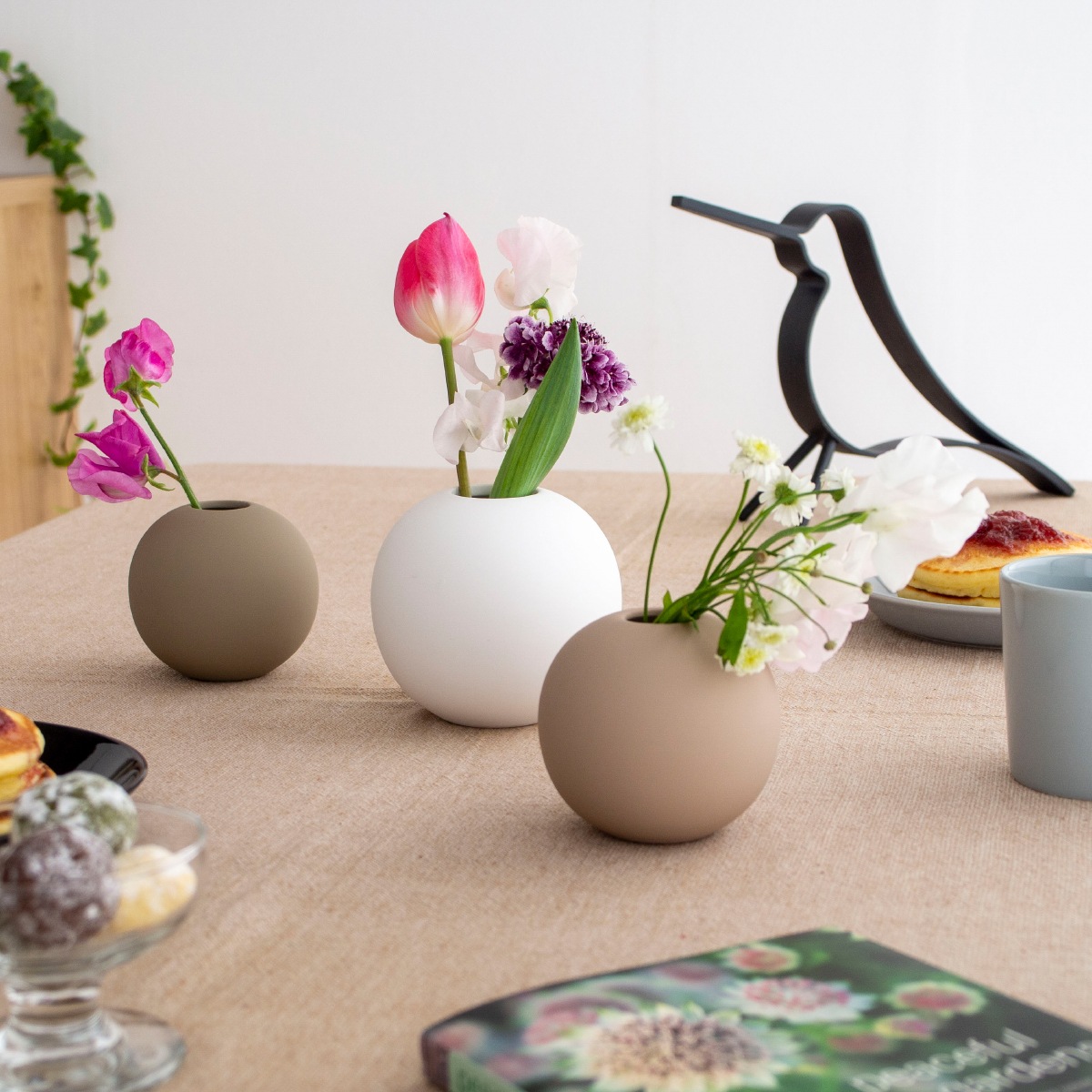 COOEE Design クーイーデザイン Ball Vase 10cm フラワーベース 丸