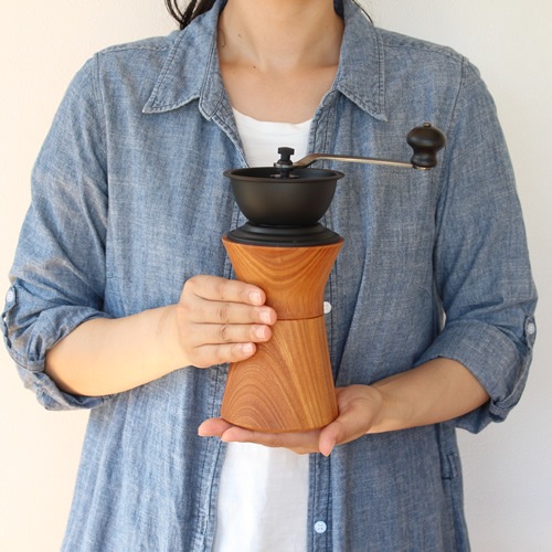 Mokuneji モクネジ 手動 コーヒーミル ケヤキ モクネジ × カリタ