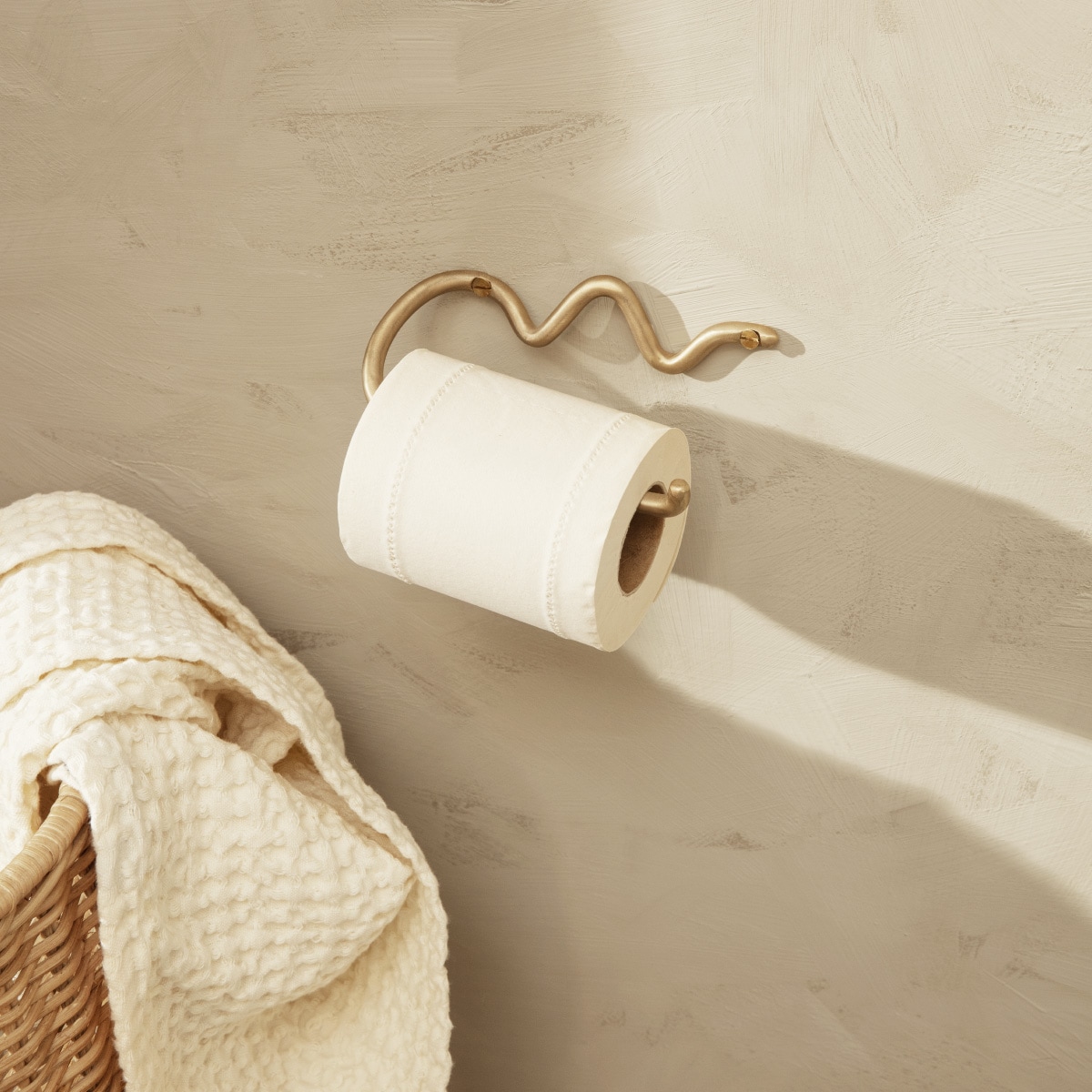 取扱終了】Ferm Living Curvature トイレットペーパーホルダー